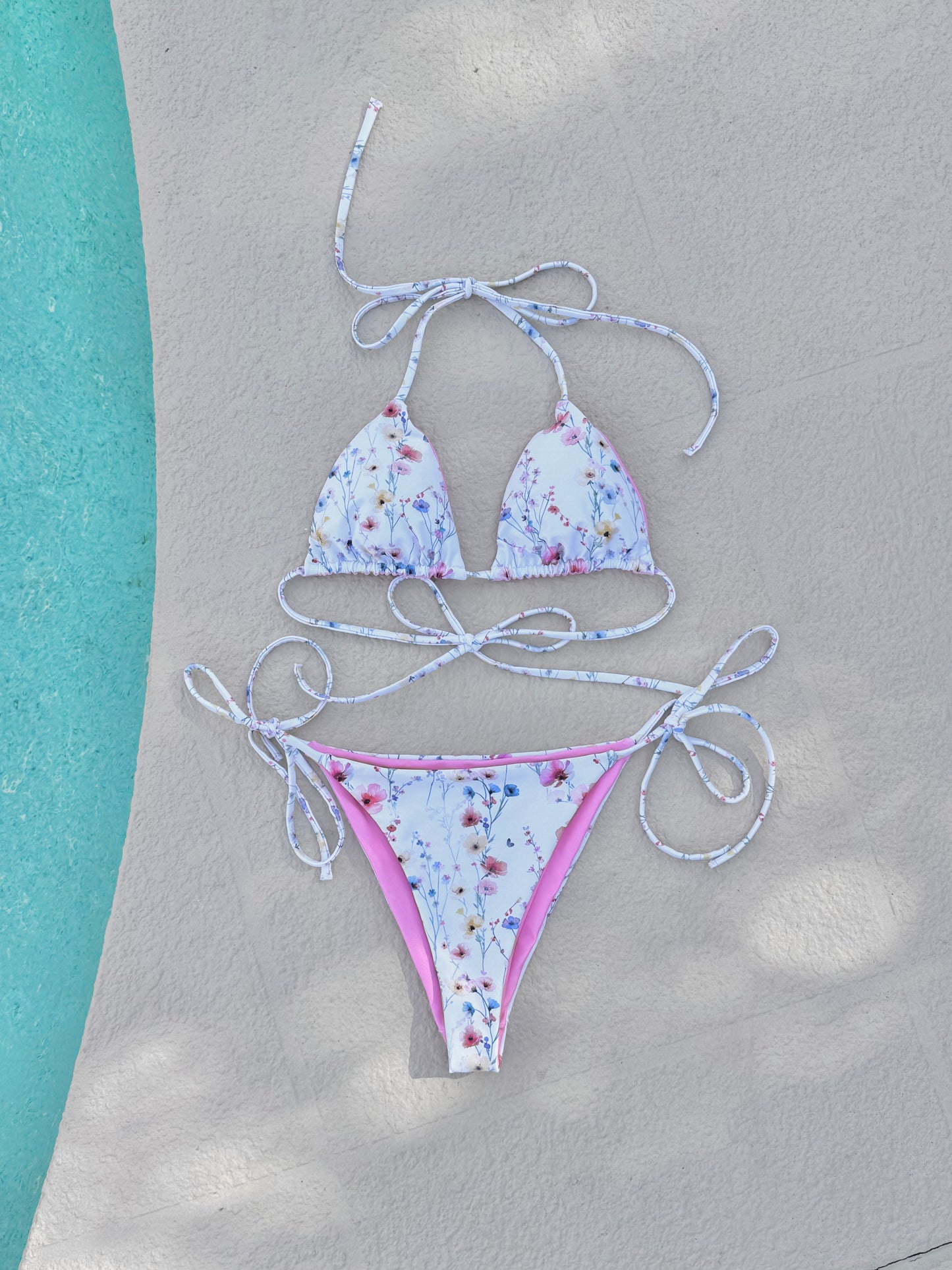 Delicat Pink Japanese Flowers Triangle Bikini