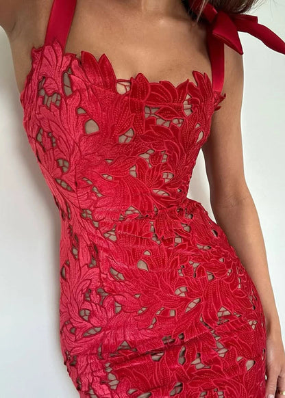 Safia - Robe longue ajustée en dentelle avec fente