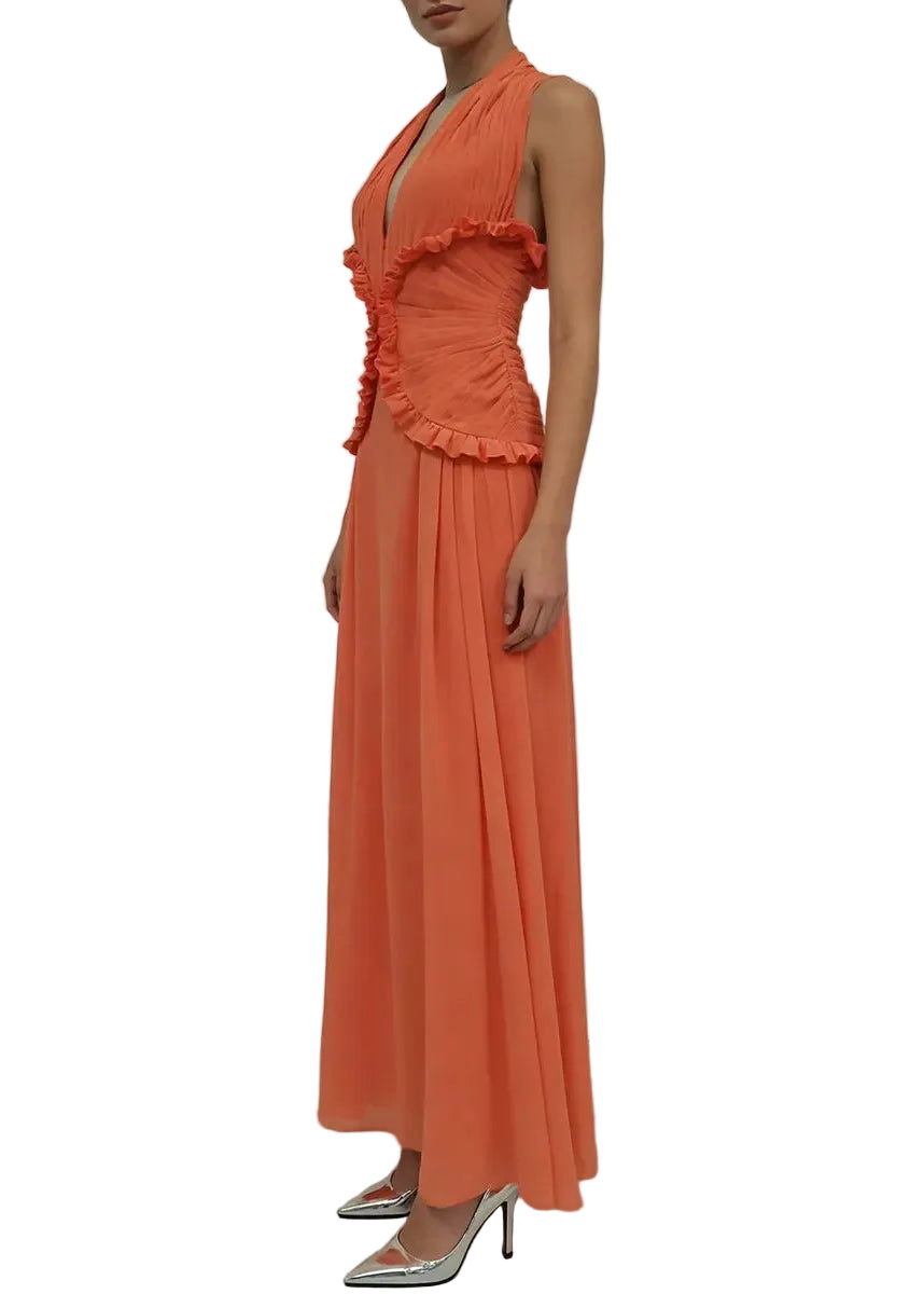 Robe longue fluide à décolleté profond avec taille plissée et volants