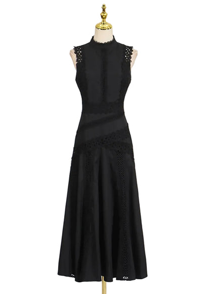 Robe longue sans manches en dentelle ajourée