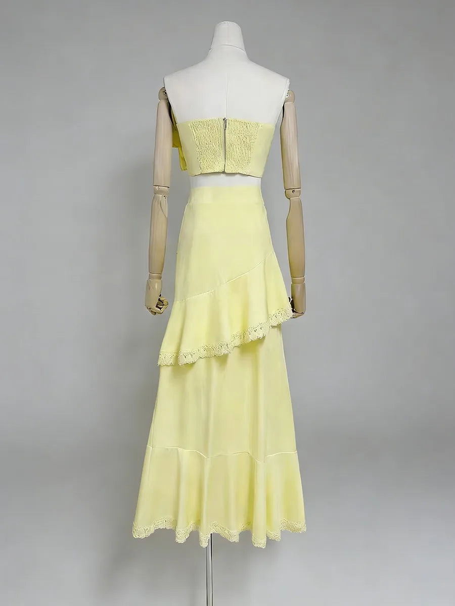 Carmen - Two-Piece Set with Skirt