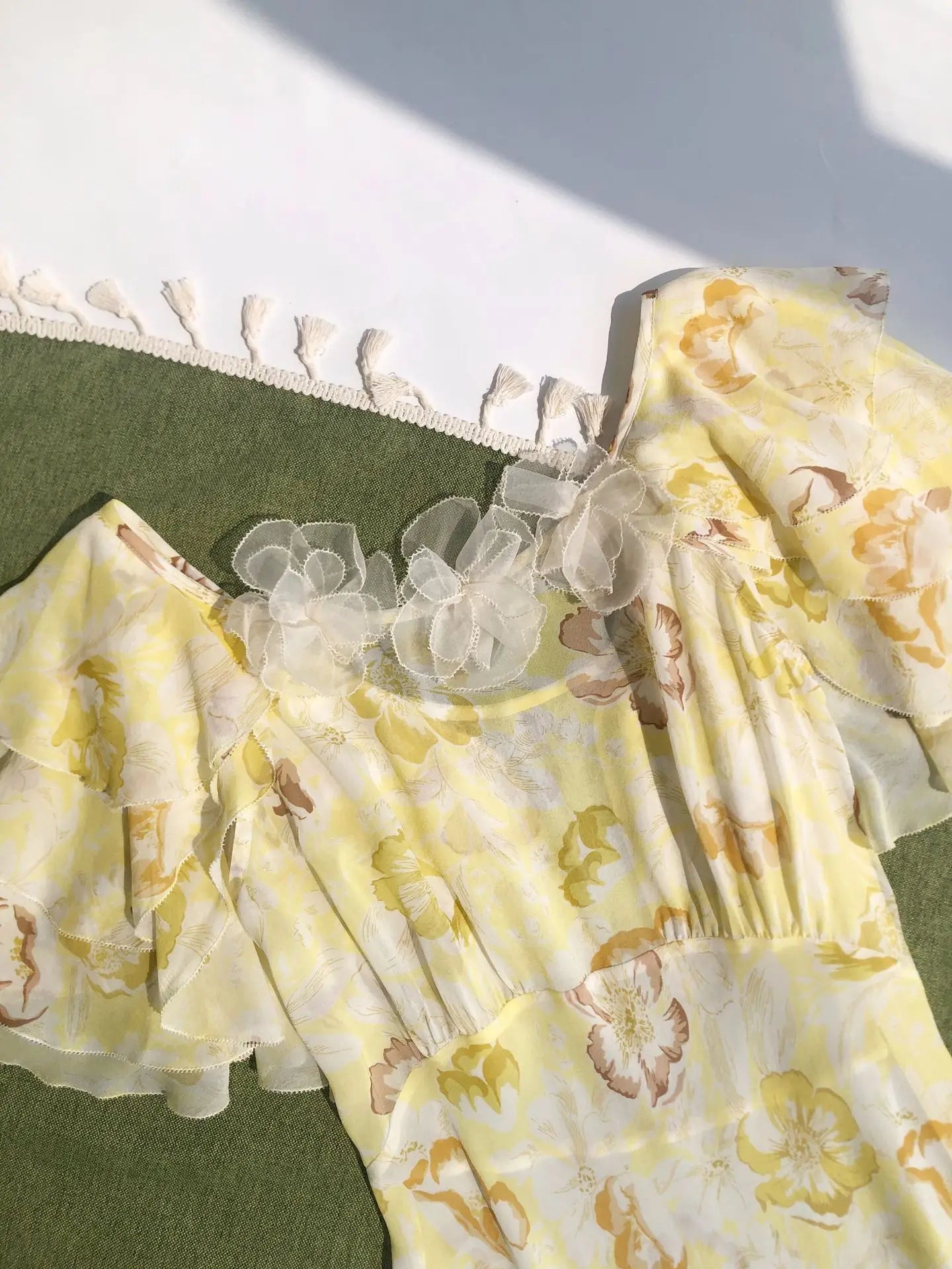 Robe Charlotte Manches À Volant 100% Soie De Mûrier