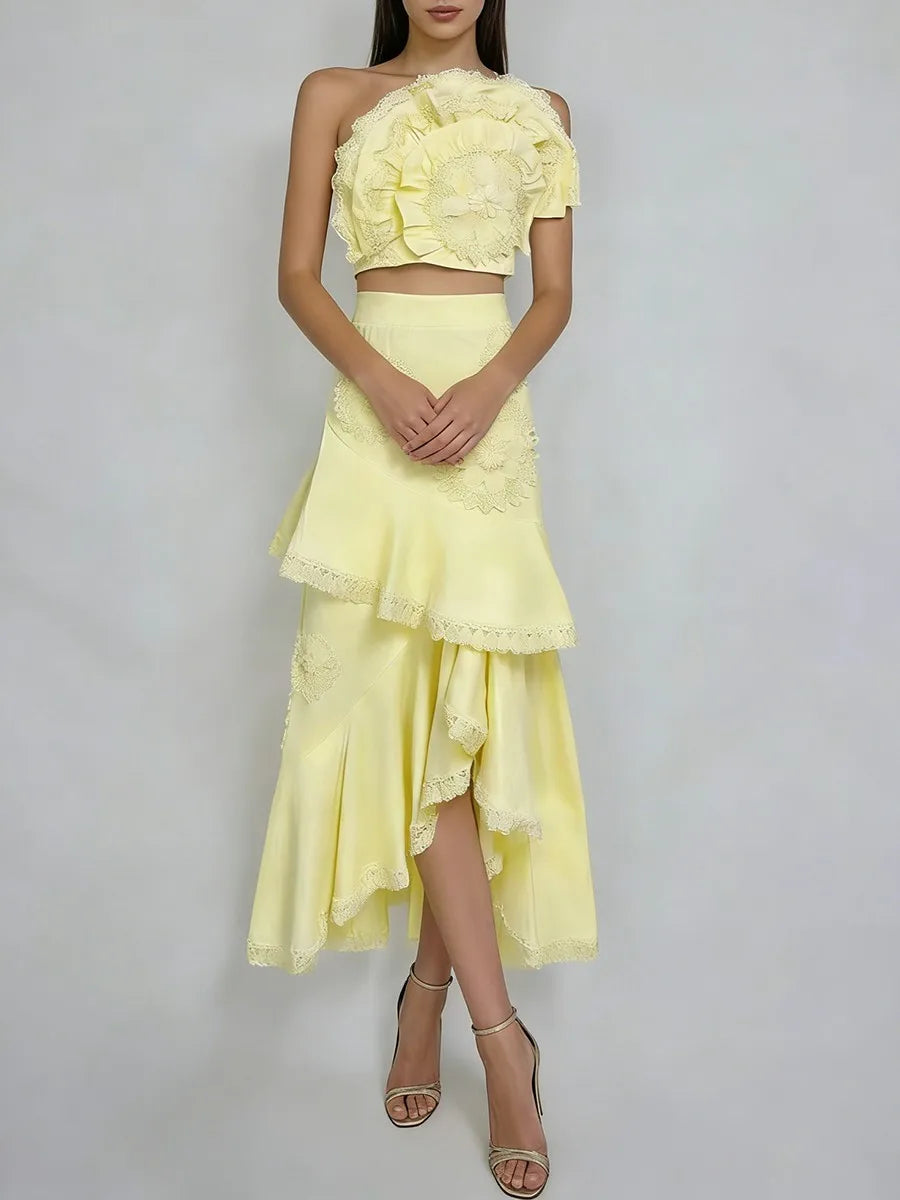 Carmen - Two-Piece Set with Skirt