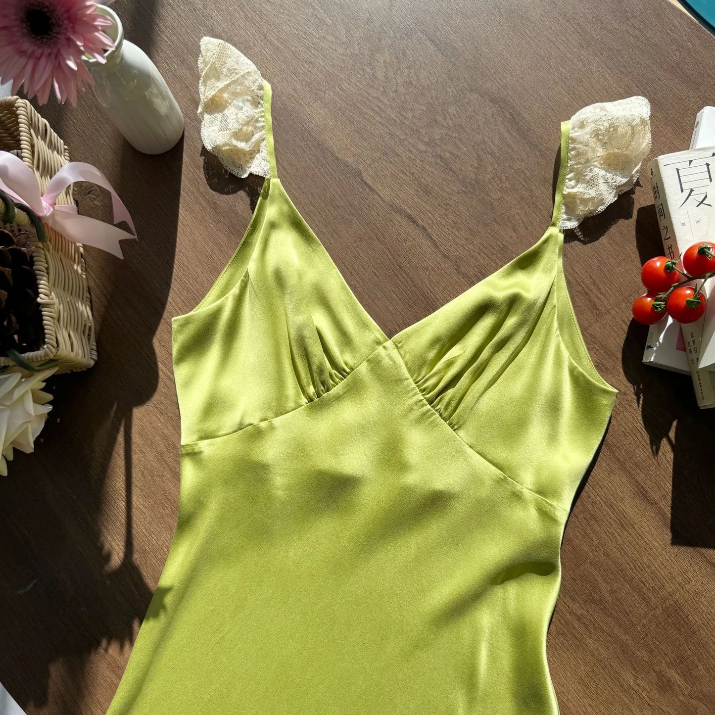 Robe Clarisse Fines Bretelles à Dentelle 100% Soie De Mûrier